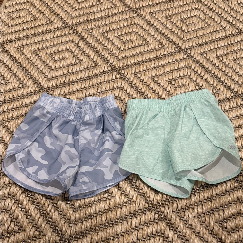 Girls Camo and Mint Shorts Set